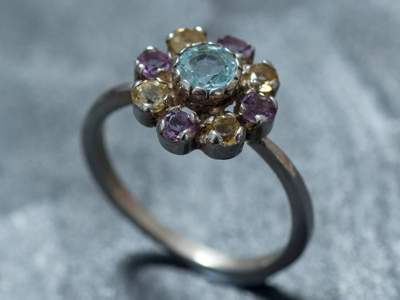 Blue Topaz Ring - Colorful Flower Ring - Daisy Silver Ring