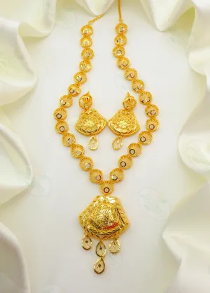 FANCY GOLDEN NECKLACE