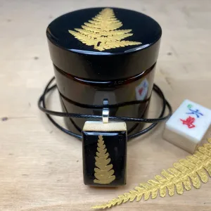 Fern Mah Jong Pendant & Amber Pot