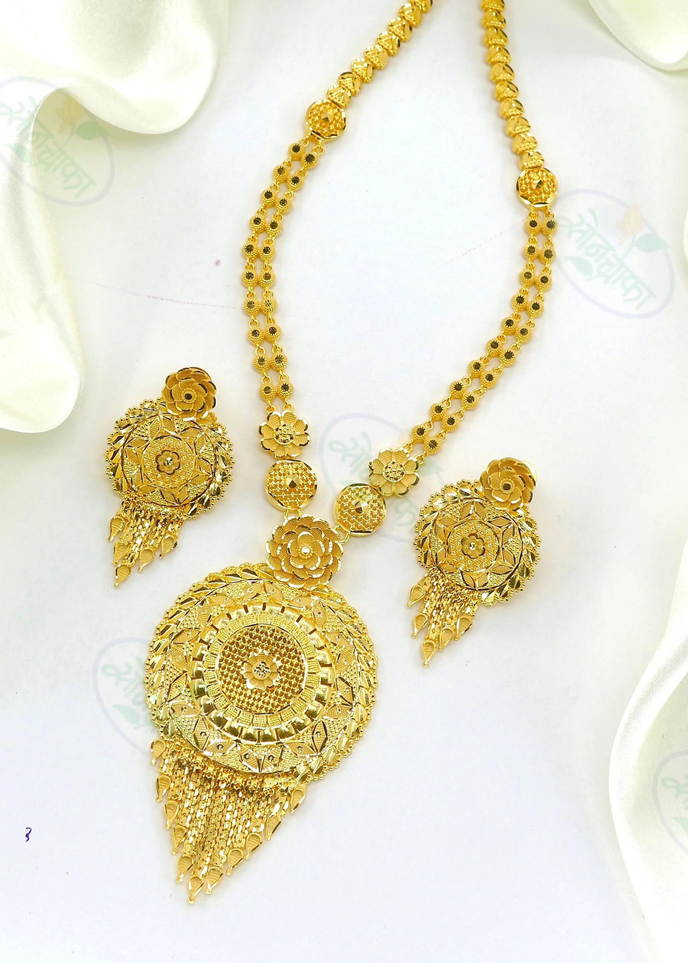 FLORENCE GOLD PLATED NECKLACE