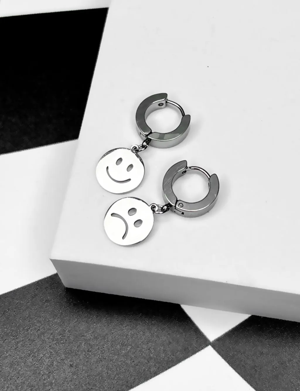 HAPPY SAD CLASP EARRINGS (large)