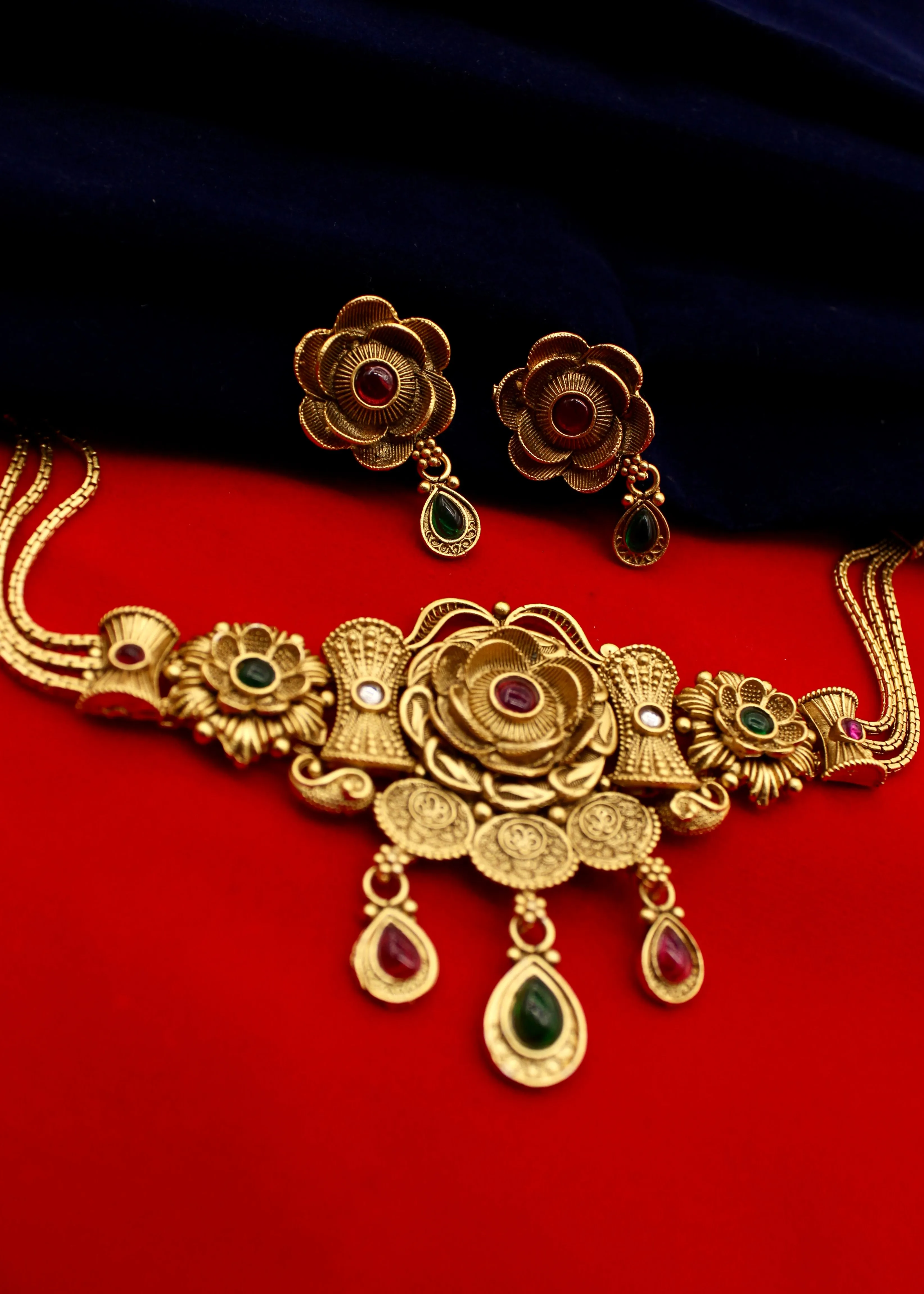 IMPERIAL RAJWADI CHOKER