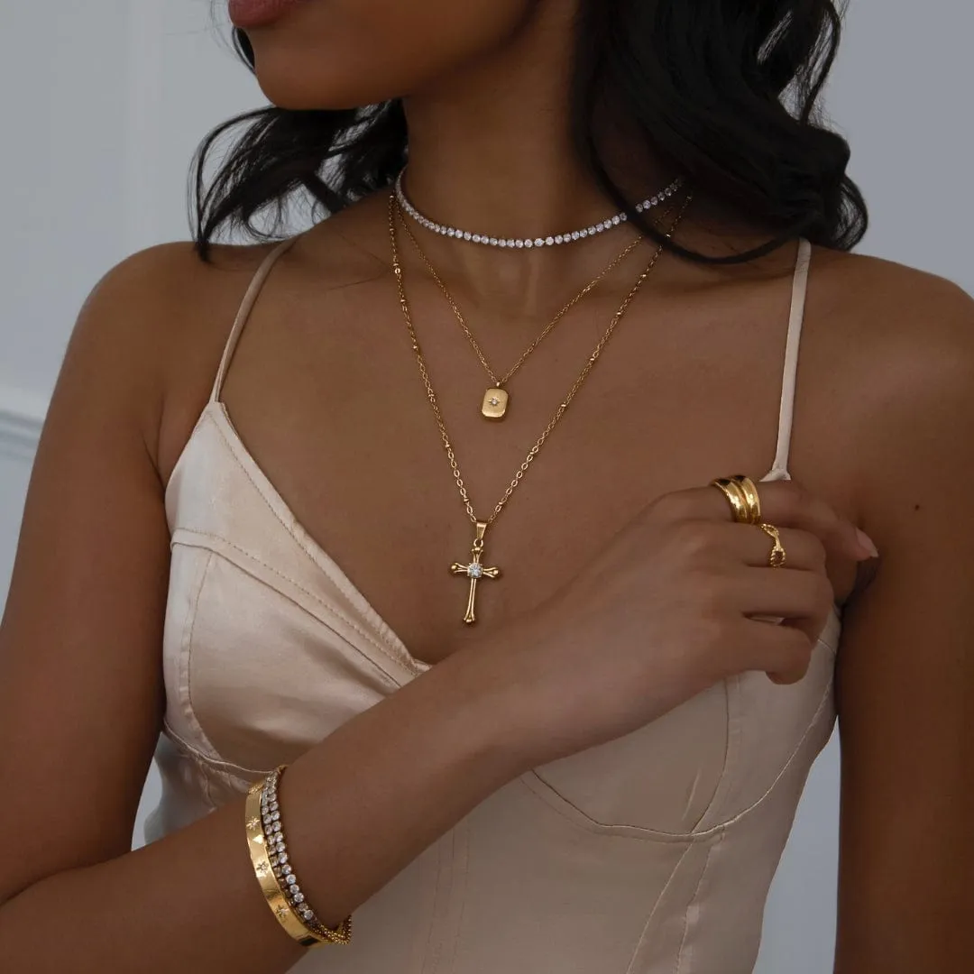 Louise Choker