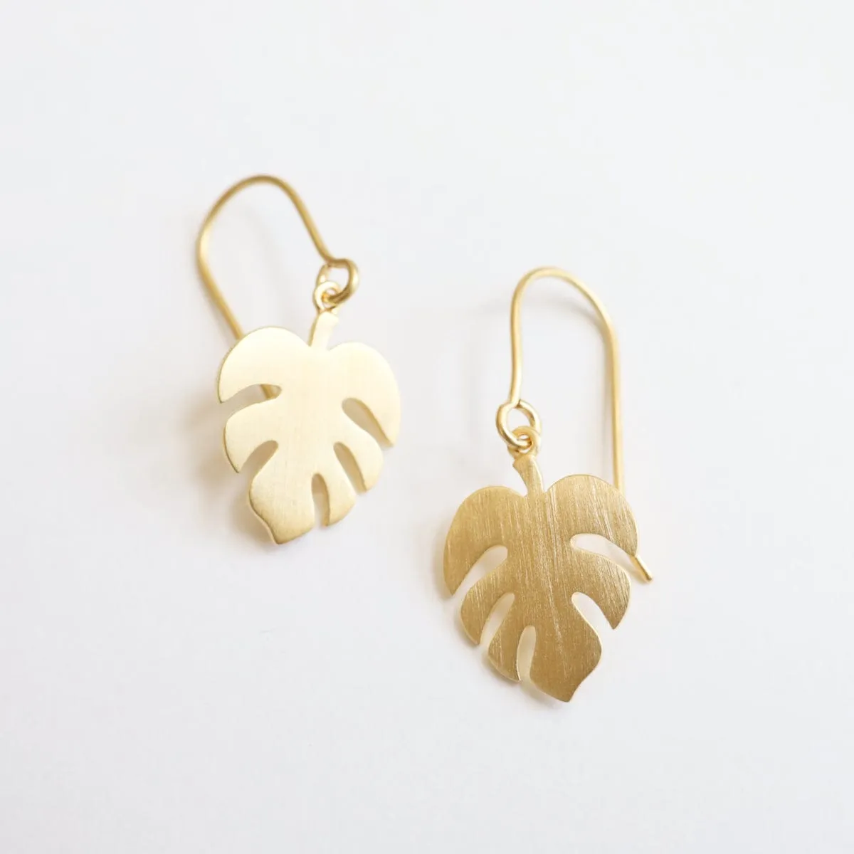 Monstera Leaf Earring - Brushed Gold Vermeil