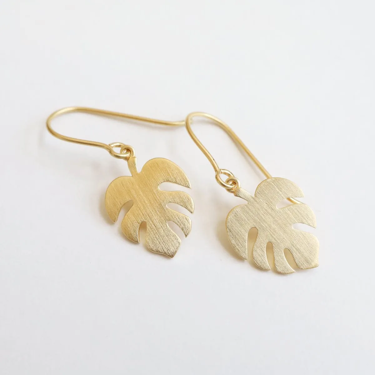 Monstera Leaf Earring - Brushed Gold Vermeil