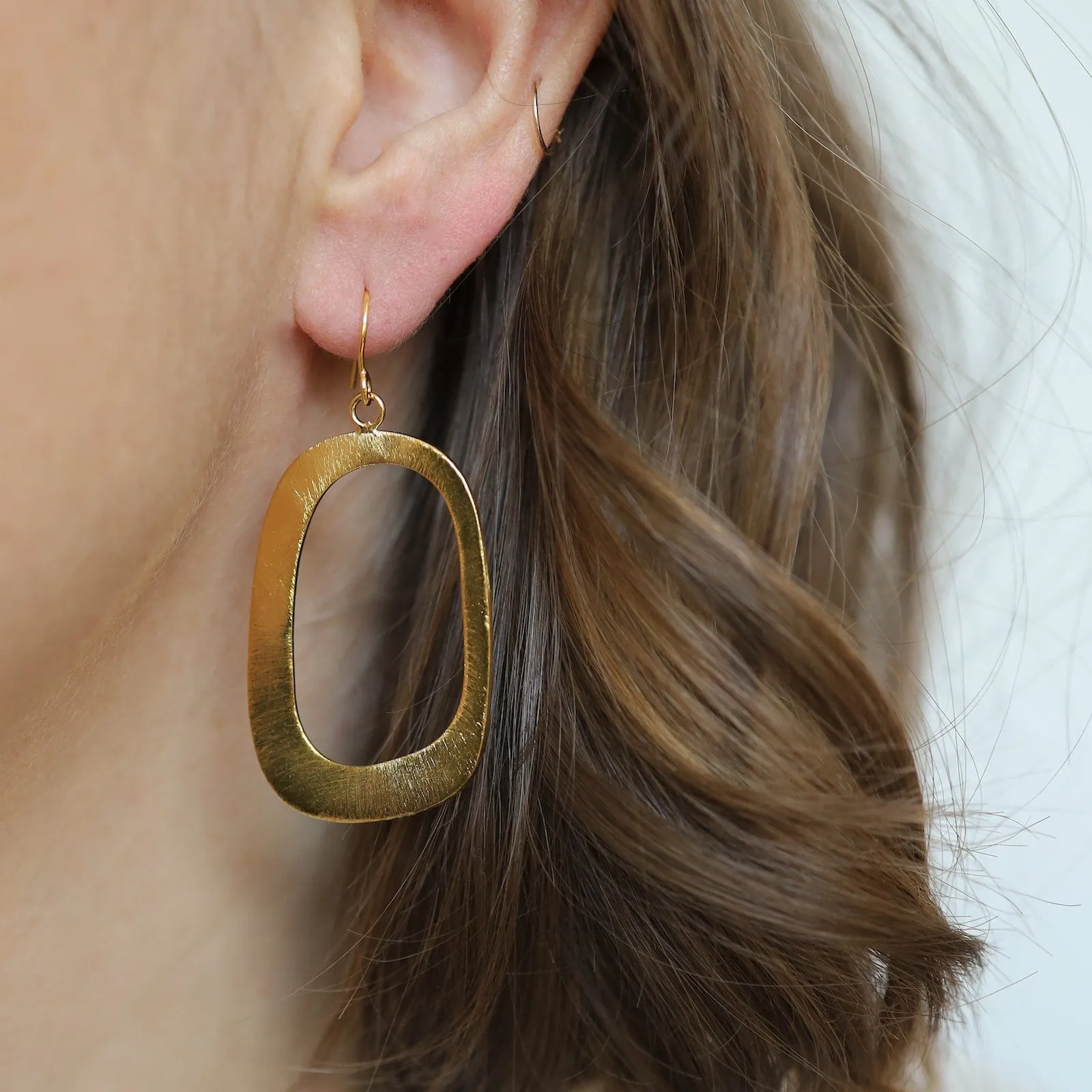 Renee Oval Dangle Earring