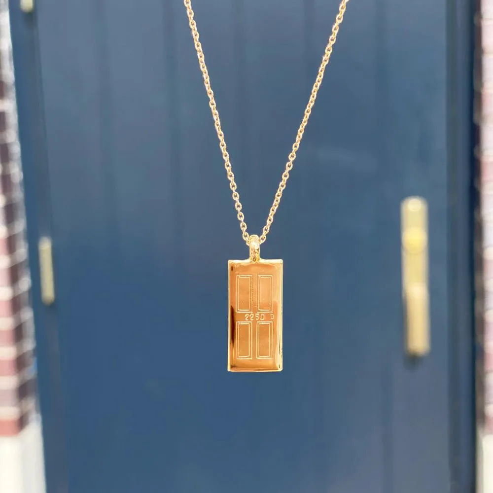 THE DOORSTEP NECKLACE